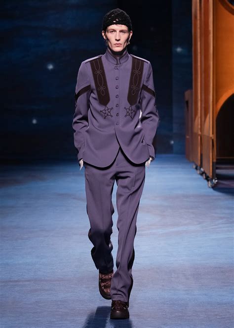 dior men winter 2021|Key looks from the Dior Men’s Winter 2020.